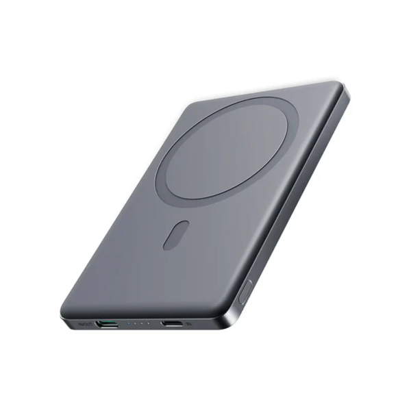 Ultra-thin magnetic power bank